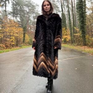 Real Mink Fur Coat in Dark Brown Color and Excellent condition
