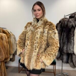 Real Lynx Fur. Golden in color, Excellent condition and High Fur Quality